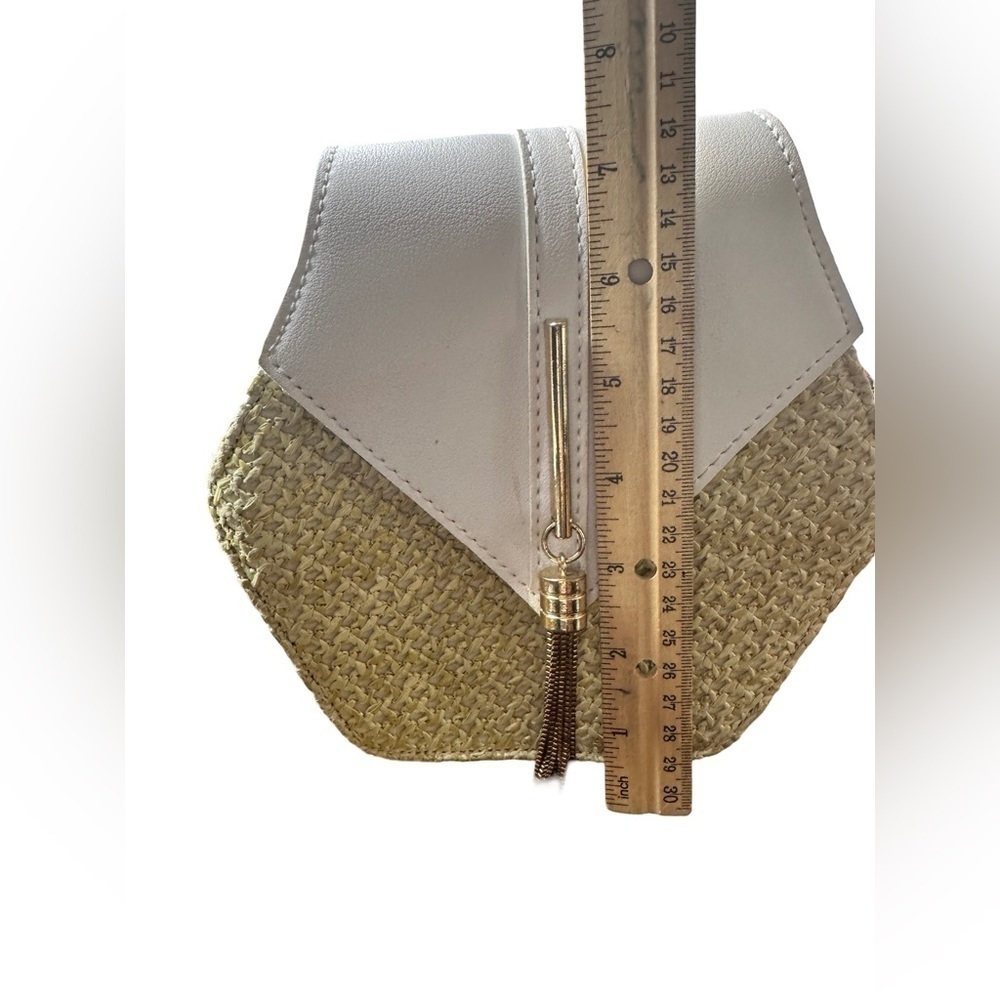 Small Purse (Used - Good Condition) - Picture 8 of 9